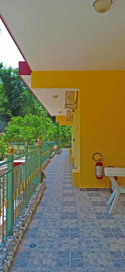 Villa Perkemes Apartments Parga Eksteriør billede