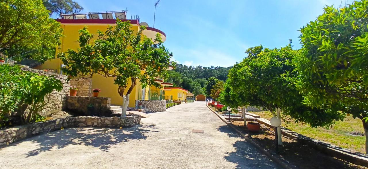 Villa Perkemes Apartments Parga Eksteriør billede