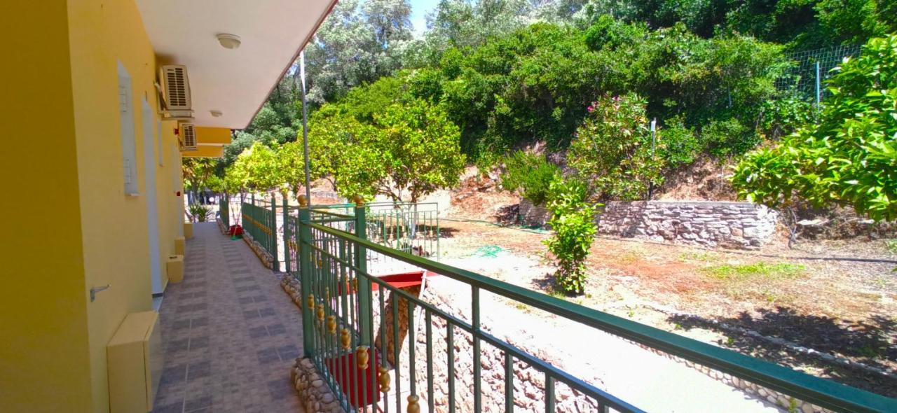 Villa Perkemes Apartments Parga Eksteriør billede