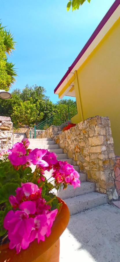 Villa Perkemes Apartments Parga Eksteriør billede